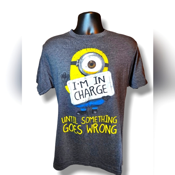 Minions T-Shirt  Medium I'm In Charge Until Something Goes Wrong Despicable Me 2 - Picture 1 of 4